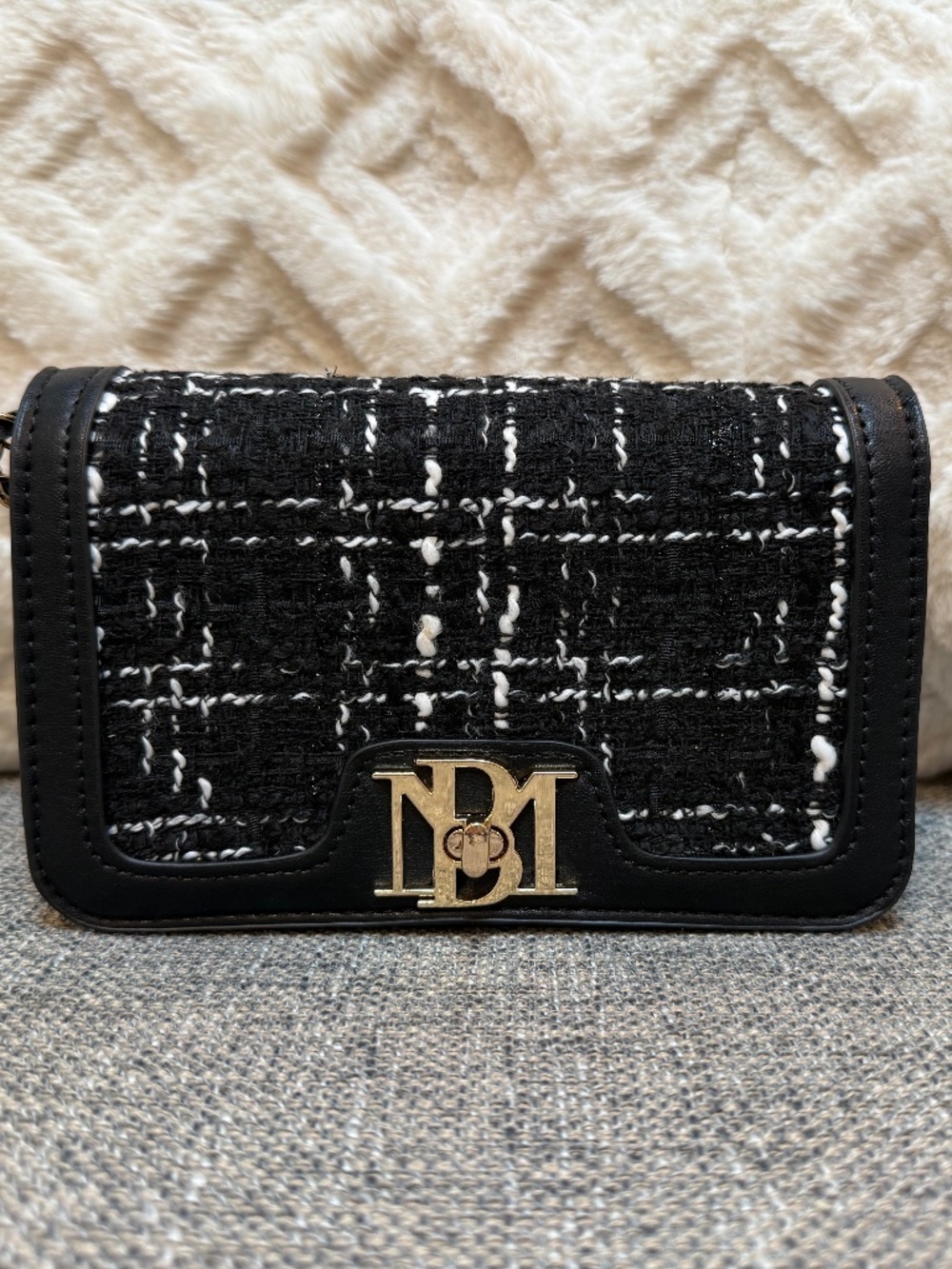 Badgley Mischka NWT Wool Vegan Leather Crossbody